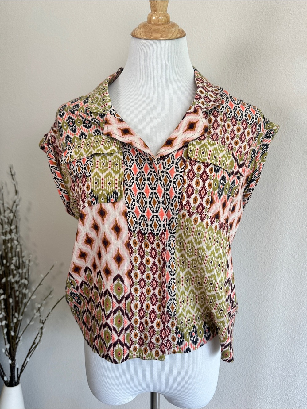 Liverpool Multicolor Geometric Short Sleeve Blouse - Pink & Green